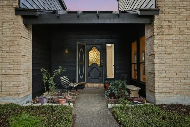 $480,000 | 6302 Cypress Creek, Windcrest, TX 78239