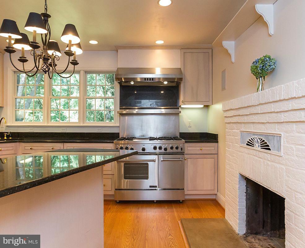 2823 Benson Mill Road Sparks, MD 21152 - Photo 19 of 30 Foodie kitchen w/commercial stainless gas range
