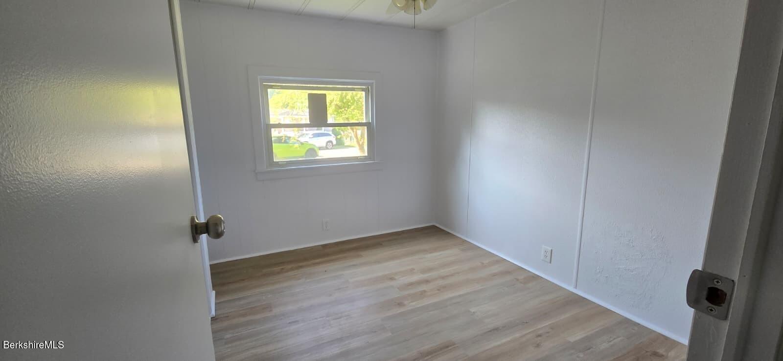 7 Ash Lane Pittsfield, MA 01201 - Photo 9 of 14 09_second_bedroom