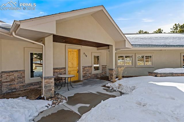 938 Spruce Road Larkspur, CO 80118 - Photo 7 of 47 Gallery Image 7