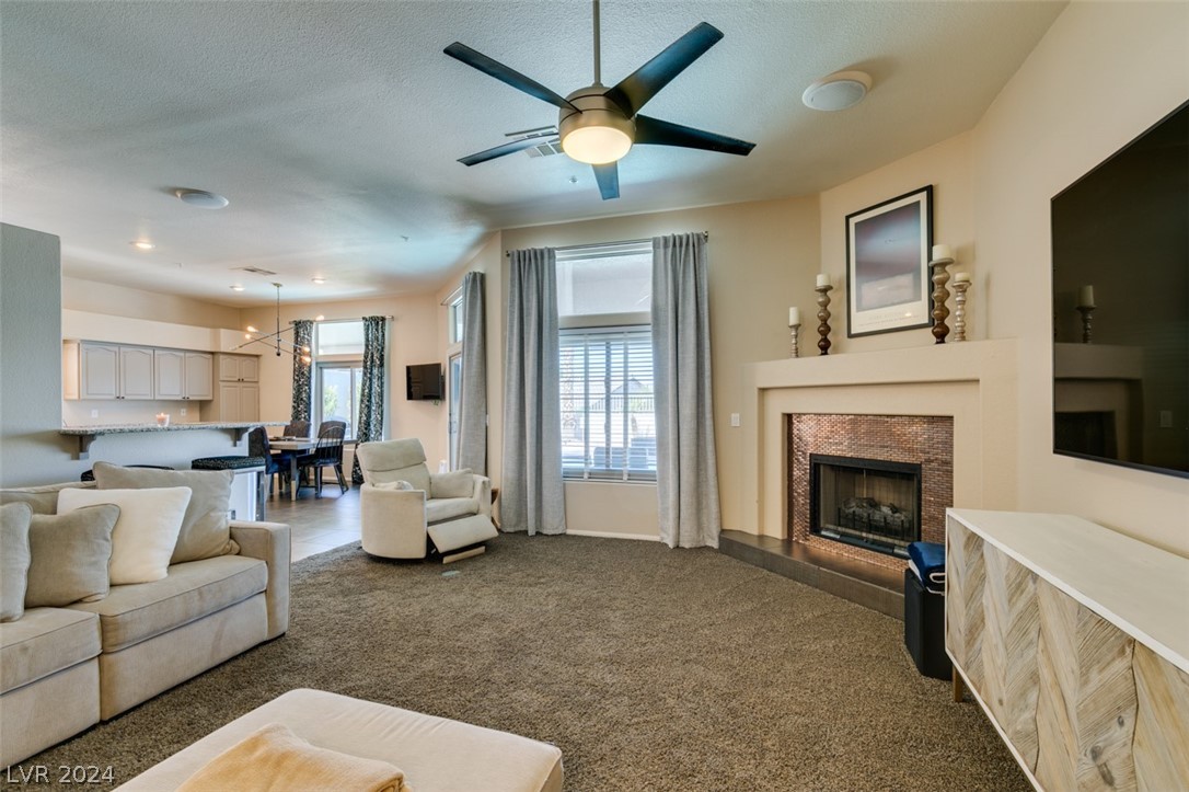 381 Desert Cove Road Henderson, NV 89012 - Photo 11 of 57 Gallery Image 11