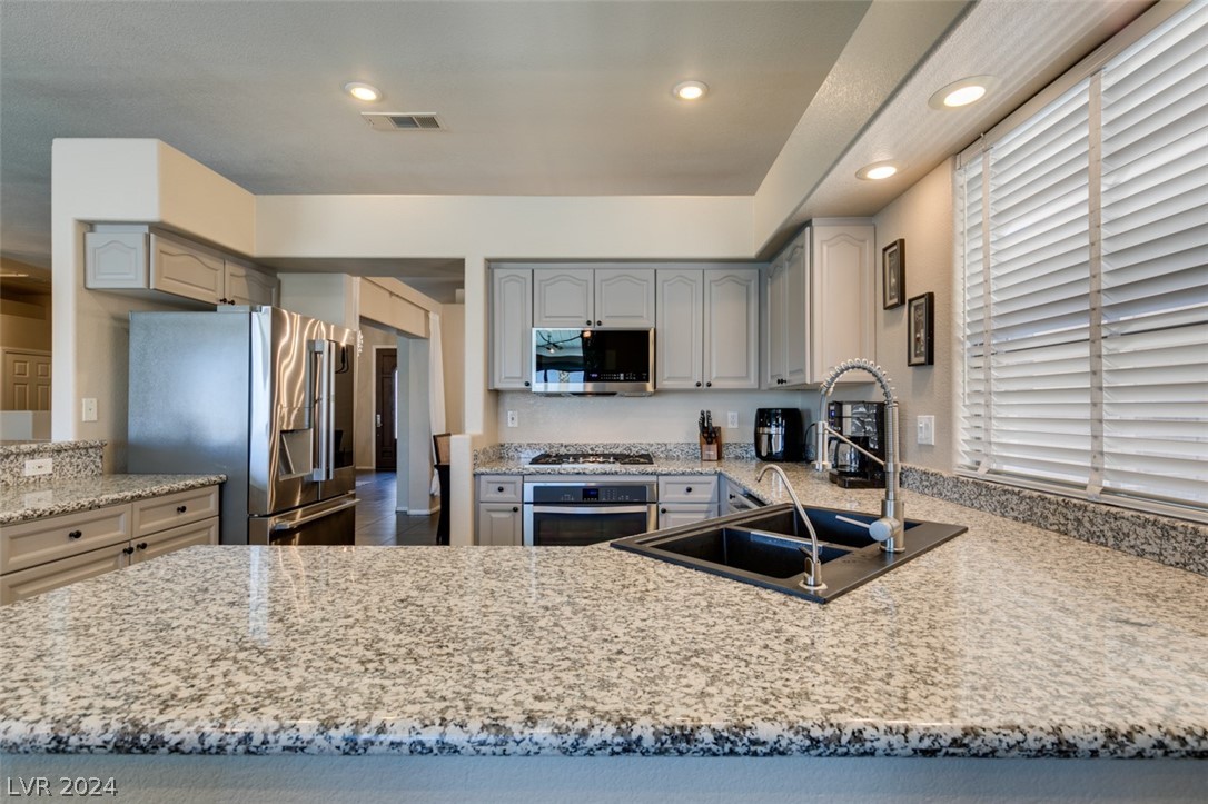 381 Desert Cove Road Henderson, NV 89012 - Photo 27 of 57 Gallery Image 27