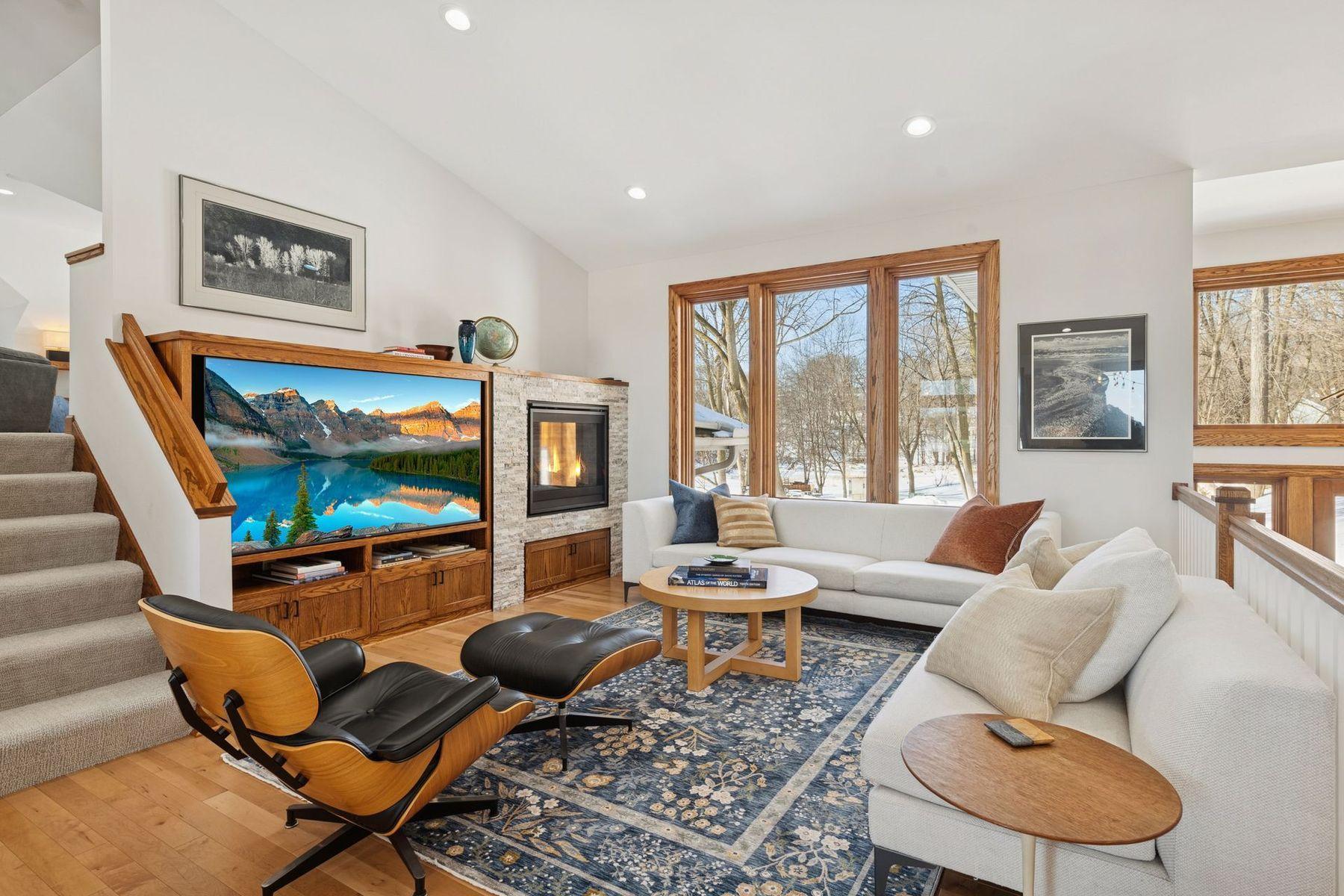 5517 Dickson Road Minnetonka, MN 55345 - Photo 15 of 57