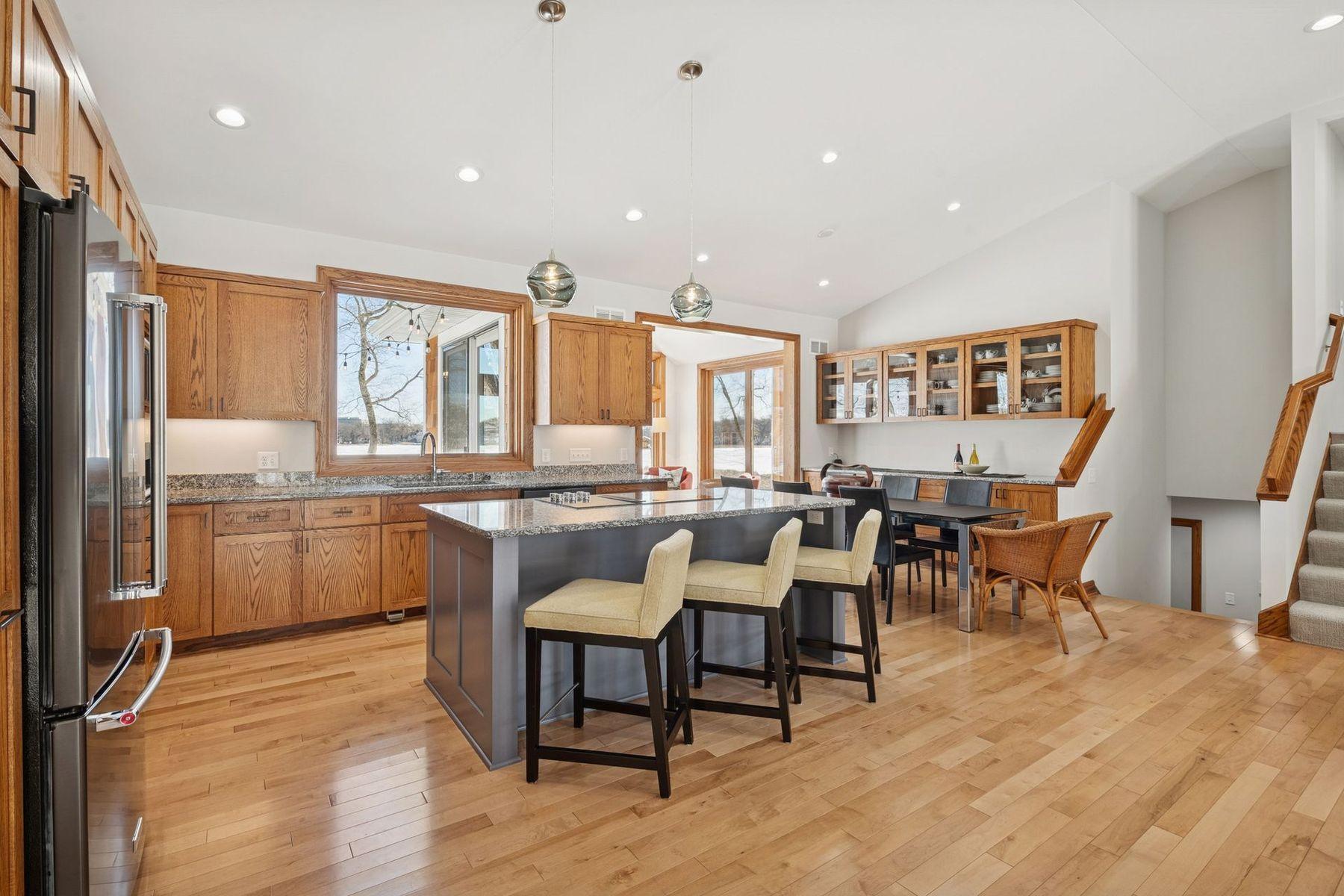 5517 Dickson Road Minnetonka, MN 55345 - Photo 27 of 57