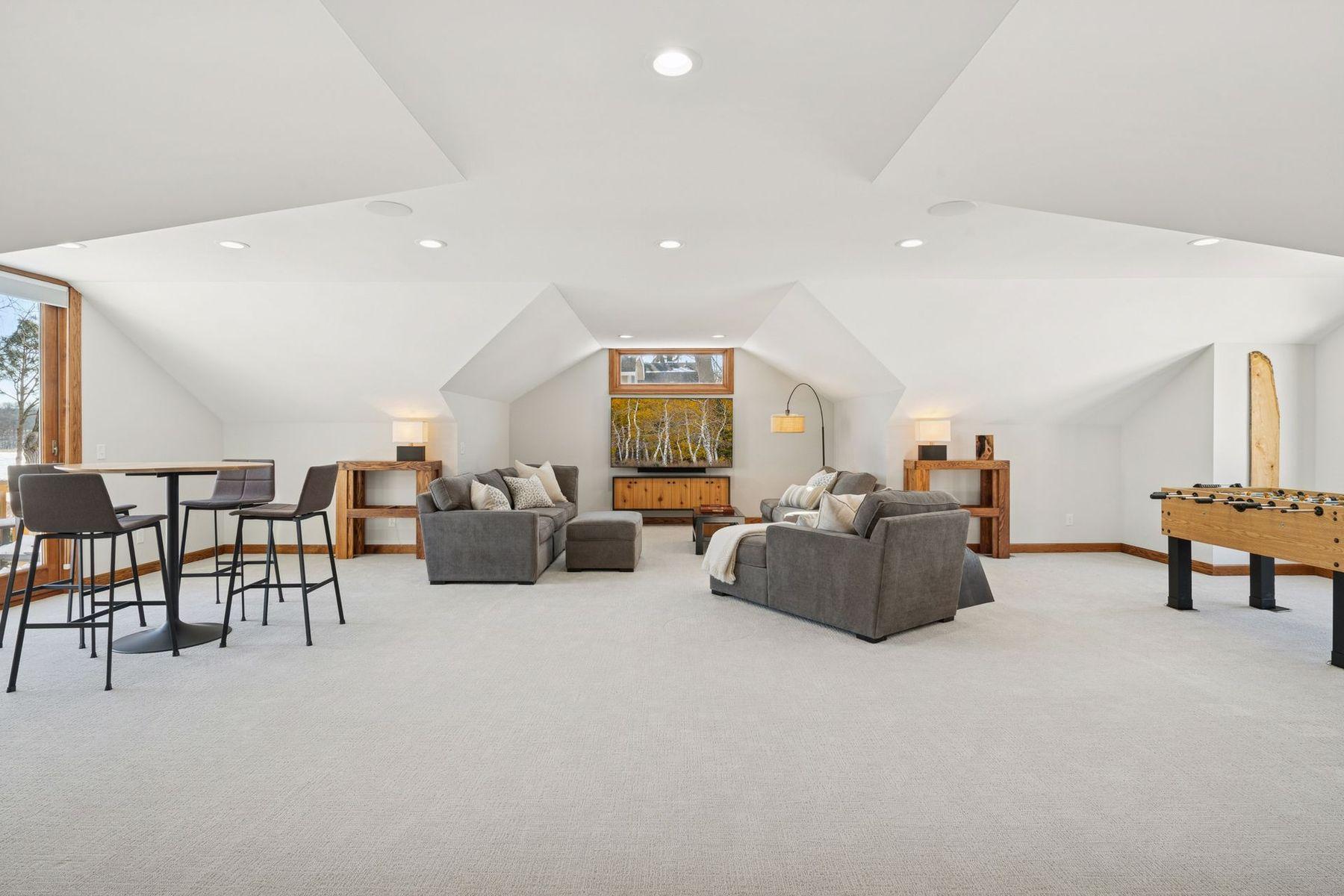 5517 Dickson Road Minnetonka, MN 55345 - Photo 40 of 57