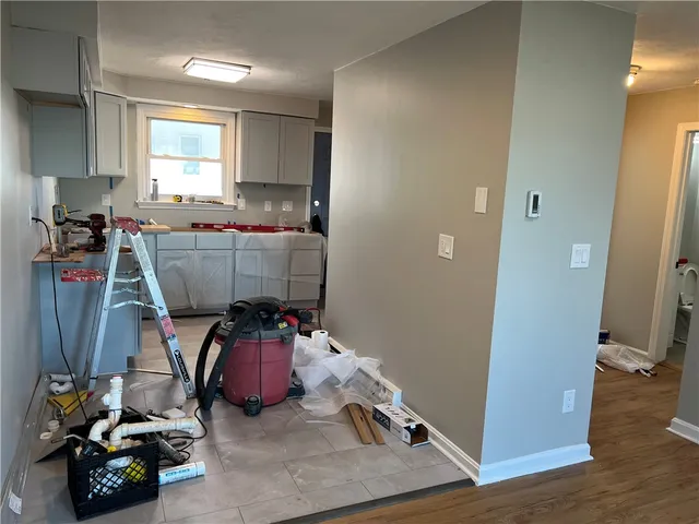 $1,650 | 42 Clark Avenue, Unit F, Pawtucket, RI 02860