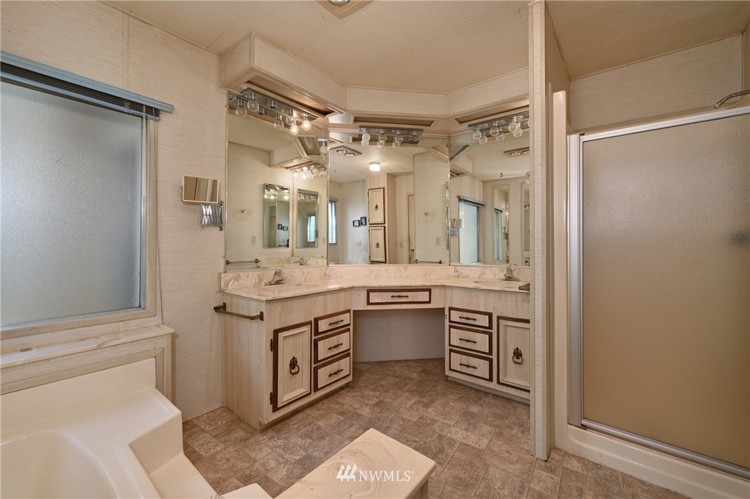 1026 Park Circle Bothell, WA 98021 - Photo 12 of 19