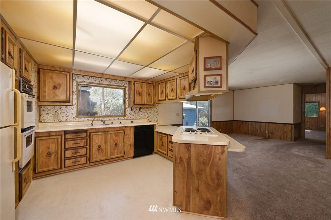 1026 Park Circle Bothell, WA 98021 - Photo 5 of 19