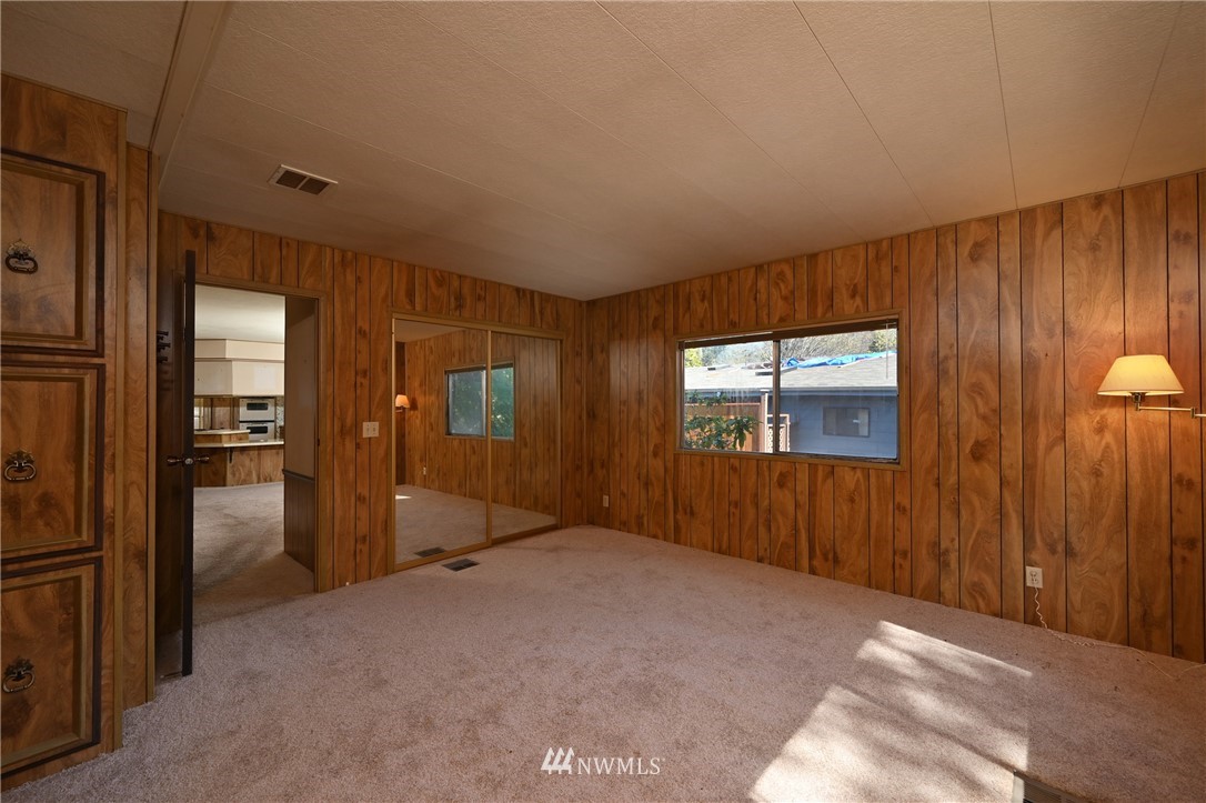 1026 Park Circle Bothell, WA 98021 - Photo 10 of 19