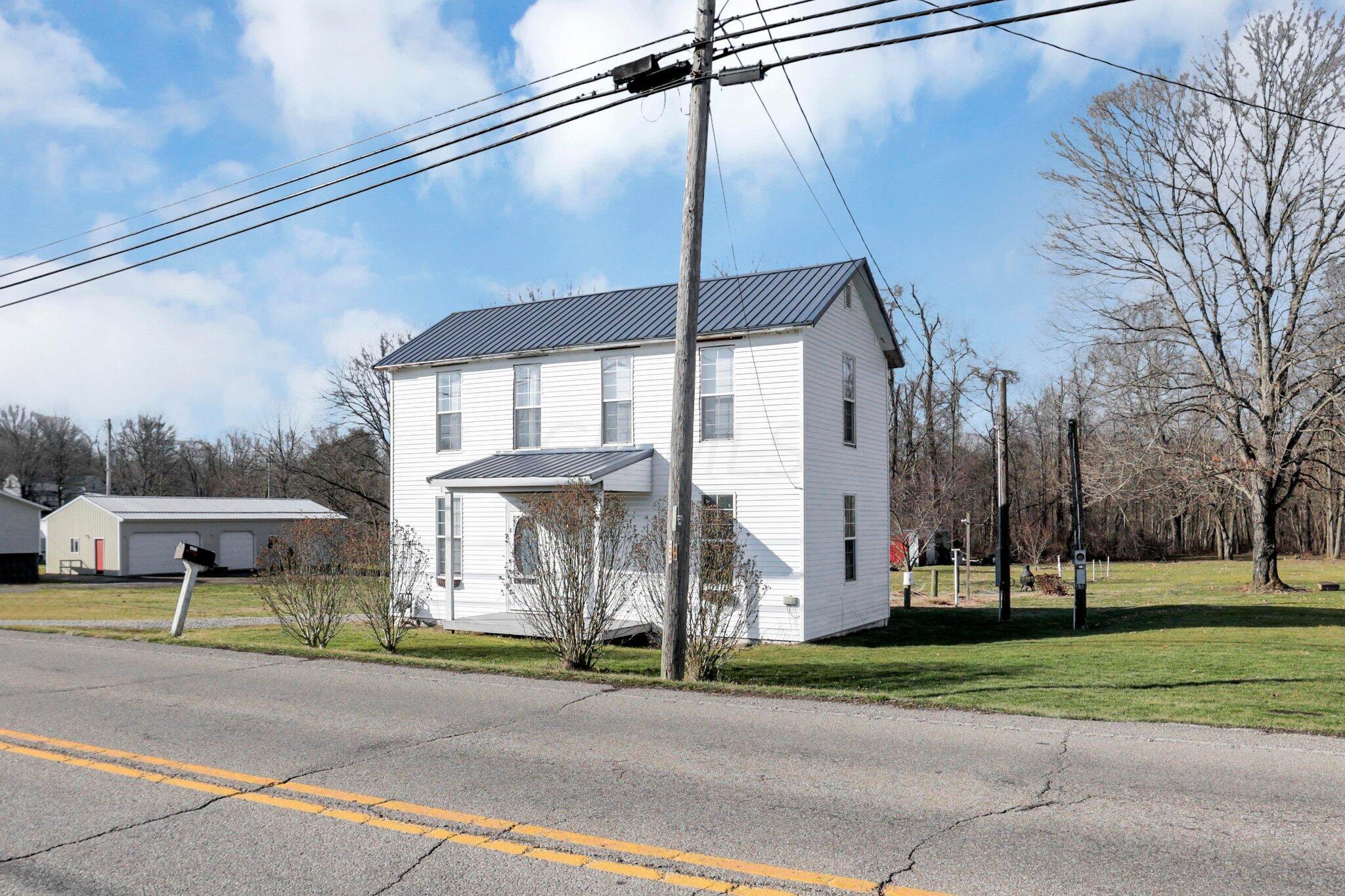 4269 Ceramic Road Crooksville, OH 43731 - Photo 22 of 28 22-web-or-mls-BS5A7566 copy