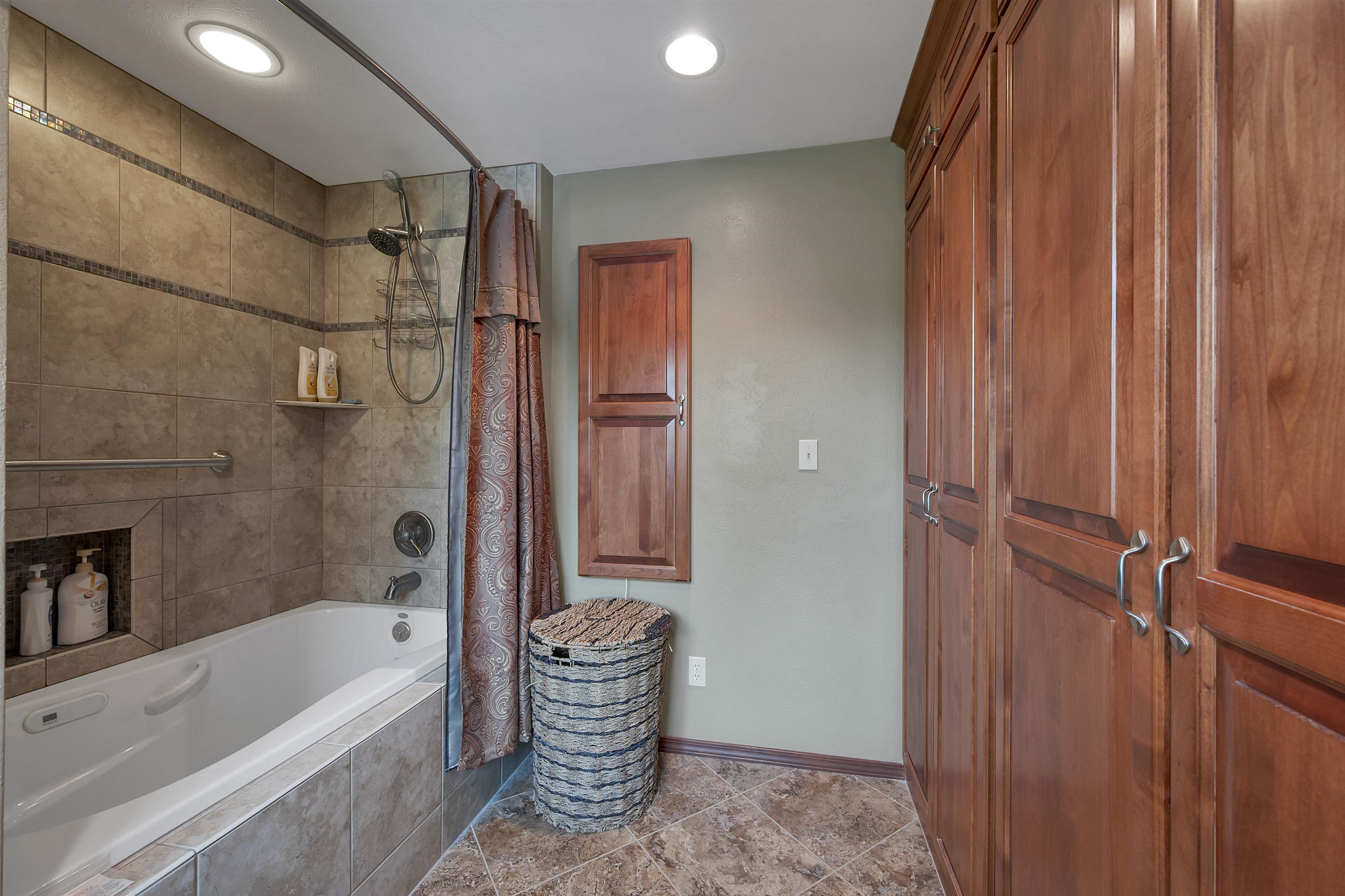 413 South Good Hope Road De Pere, WI 54115 - Photo 34 of 58