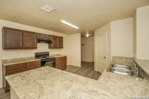 $1,700 | 8915 Bonnie Butler, San Antonio, TX 78221