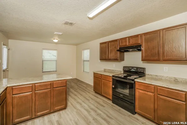 $1,700 | 8915 Bonnie Butler, San Antonio, TX 78221