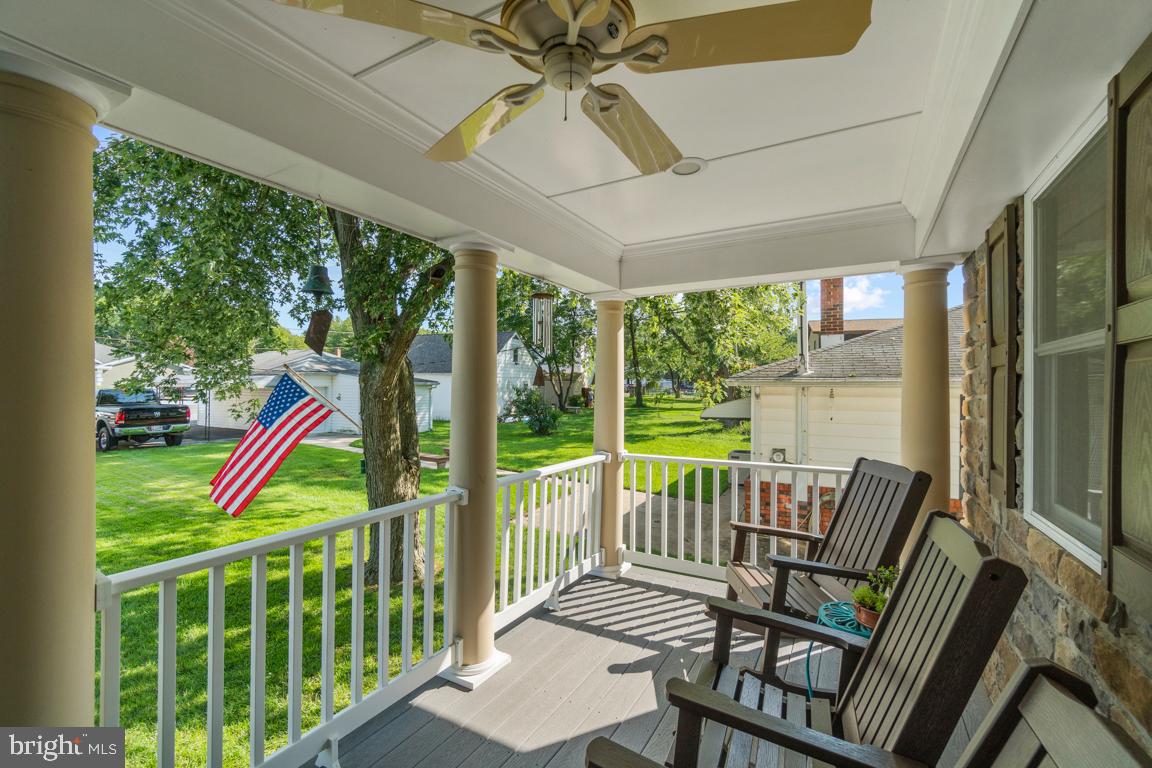 8100 Main Creek Road Pasadena, MD 21122 - Photo 9 of 40 Lovely covered front porch