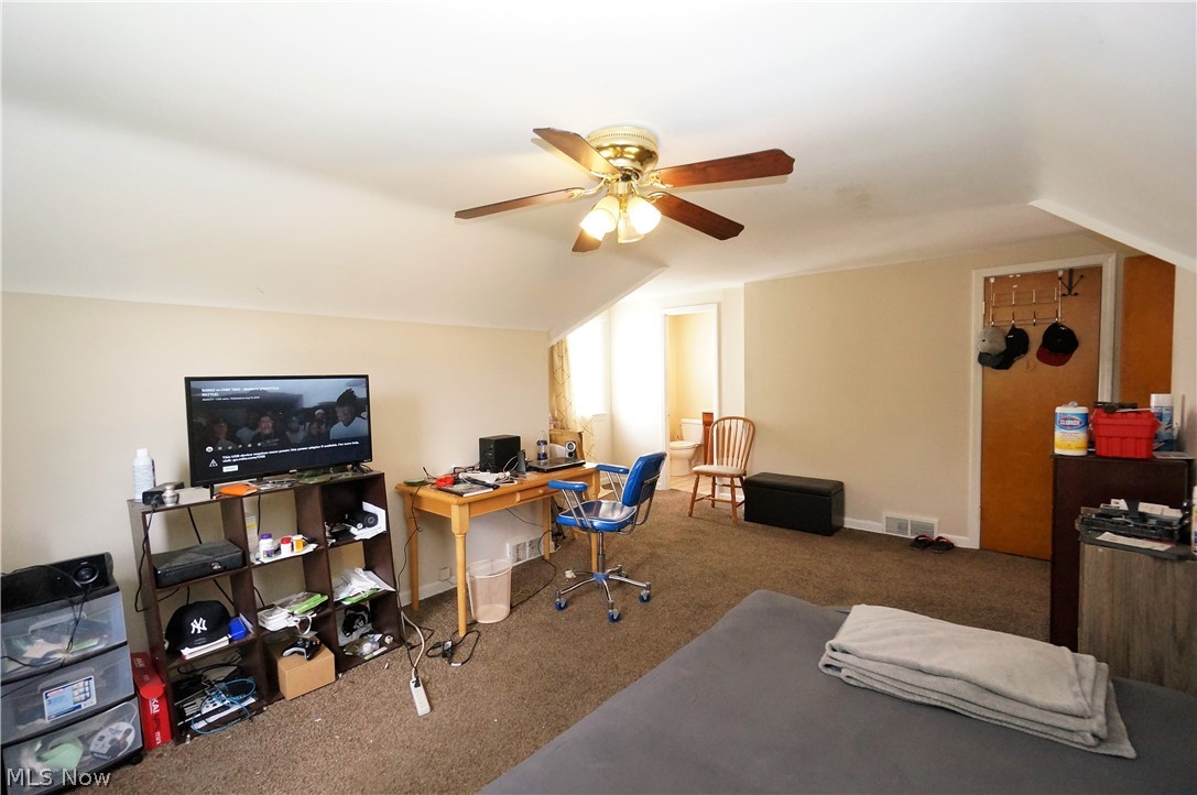 4138 Stilmore Road Cleveland, OH 44121 - Photo 18 of 29