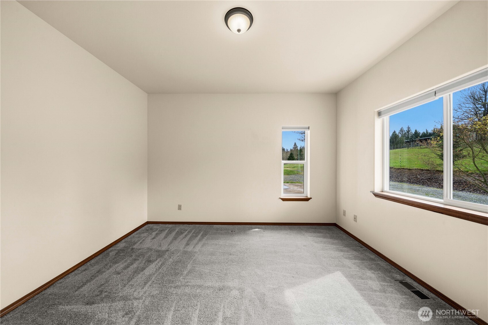 10404 210th Lane Southwest Rochester, WA 98579 - Photo 19 of 40