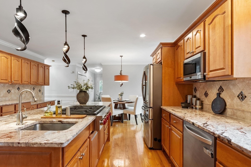 15 Appleton Road Windham, NH 03087 - Photo 6 of 40 Gallery Image 6