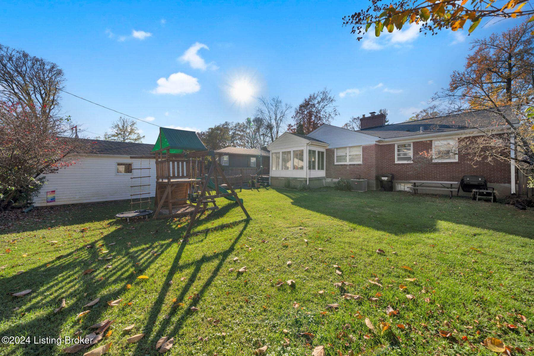 313 Bramton Road Louisville, KY 40207 - Photo 52 of 61 photo_online_052