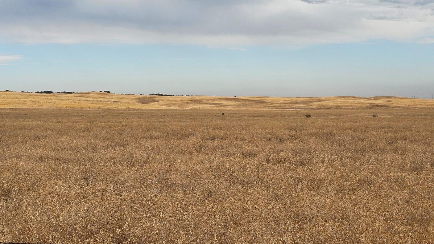 11 West County Road 11 Capay, CA 95607 - Photo 5 of 7 a view of an ocean