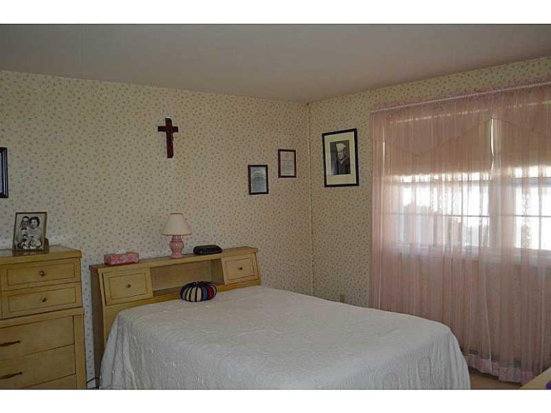 53 Smith Street, Unit 2 Augusta, ME 04330 - Photo 10 of 16 Bedroom.