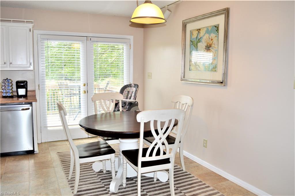 170 Baker Crossroad Road Madison, NC 27025 - Photo 12 of 30 Dining Area: Located inside the Kitchen. Door leading to back deck!