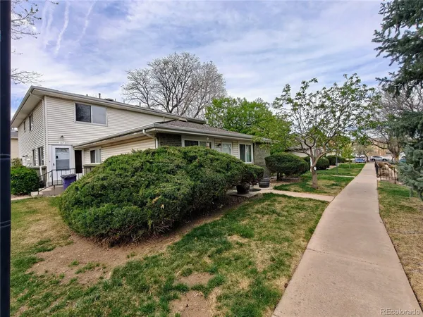 $215,000 | 9195 East Lehigh Avenue, Unit 167, Denver, CO 80237