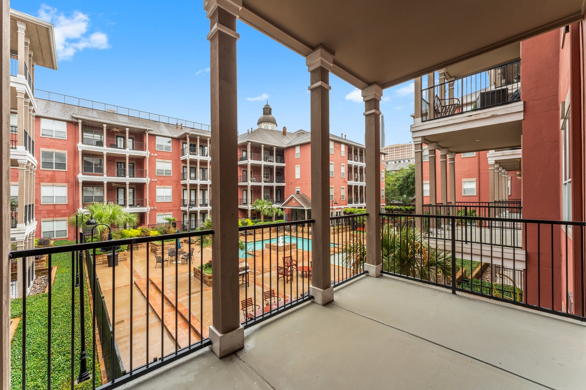 2400 McCue Road, Unit 237 Houston, TX 77056 - Photo 18 of 27 a view of city from balcony