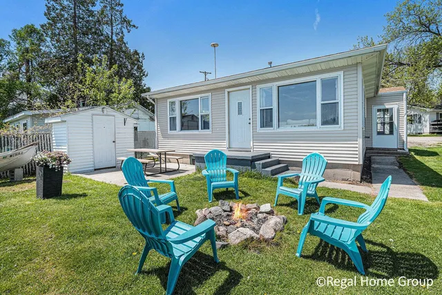 $264,900 | 271 Pine Drive, Greenville, MI 48838