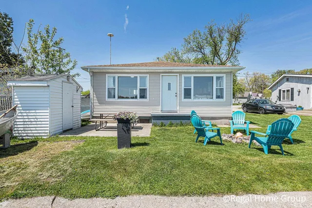 $264,900 | 271 Pine Drive, Greenville, MI 48838