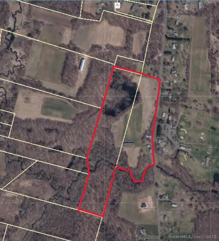 $725,000 | 1095 South Grand Street, Suffield, CT 06093