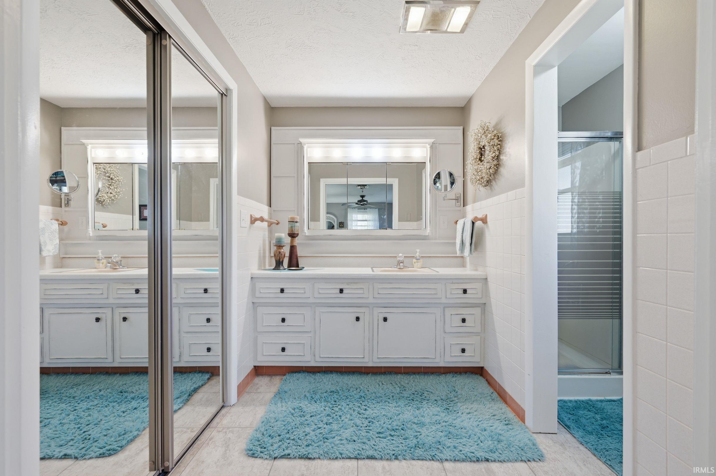 431 South Hardacre Court New Castle, IN 47362 - Photo 15 of 22