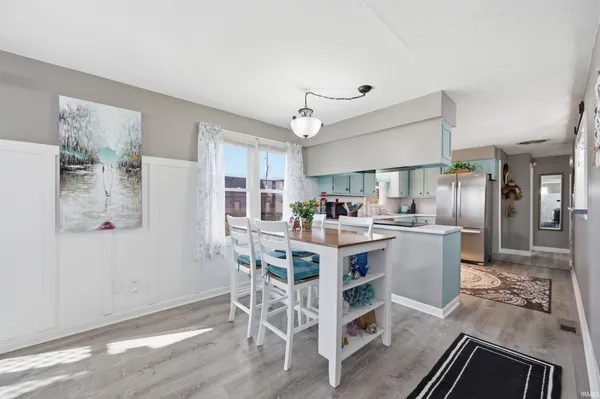 $245,000 | 431 South Hardacre Court, New Castle, IN 47362