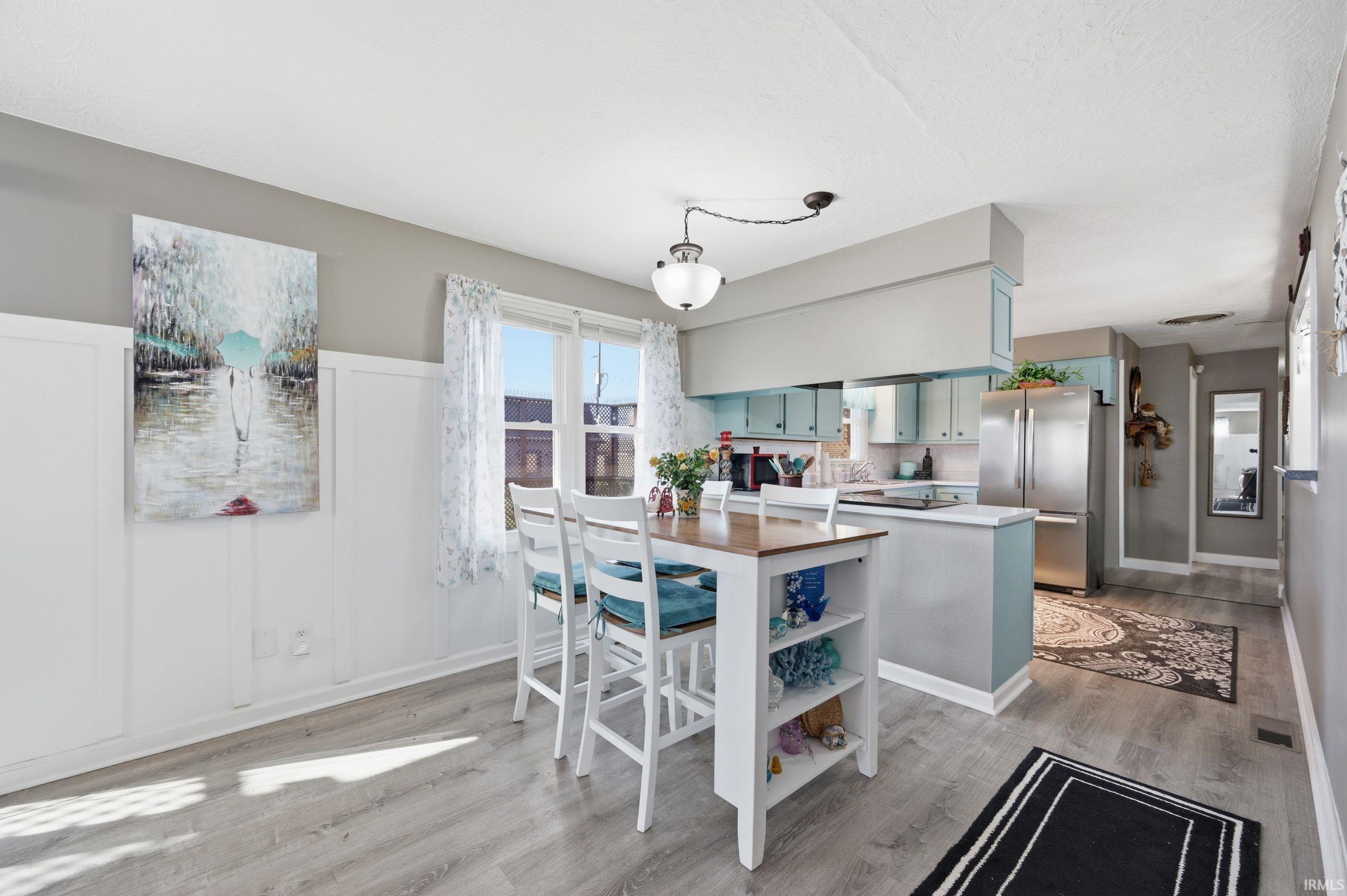 431 South Hardacre Court New Castle, IN 47362 - Photo 5 of 22