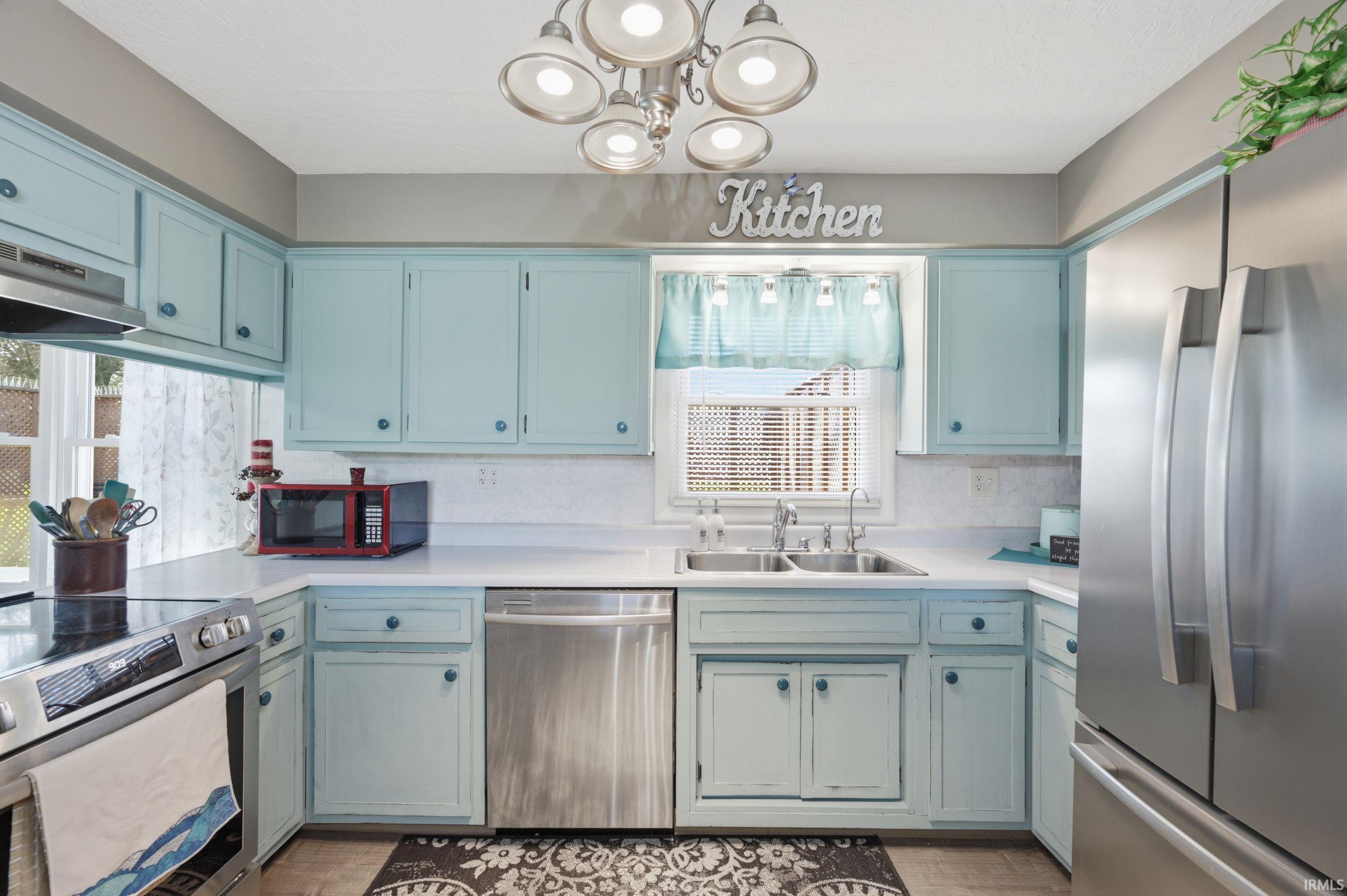 431 South Hardacre Court New Castle, IN 47362 - Photo 6 of 22