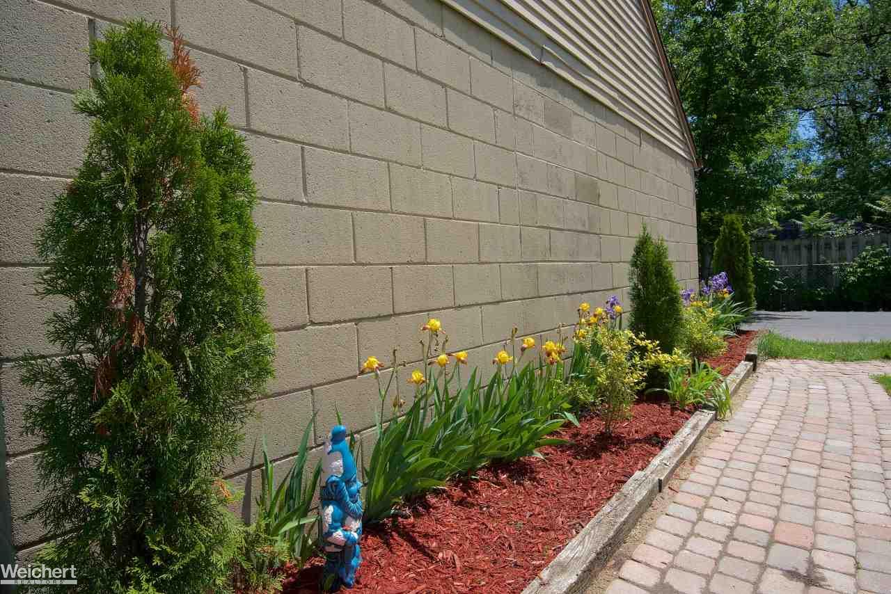 25680 Code Southfield, MI 48033 - Photo 16 of 23 31321575-15.JPG