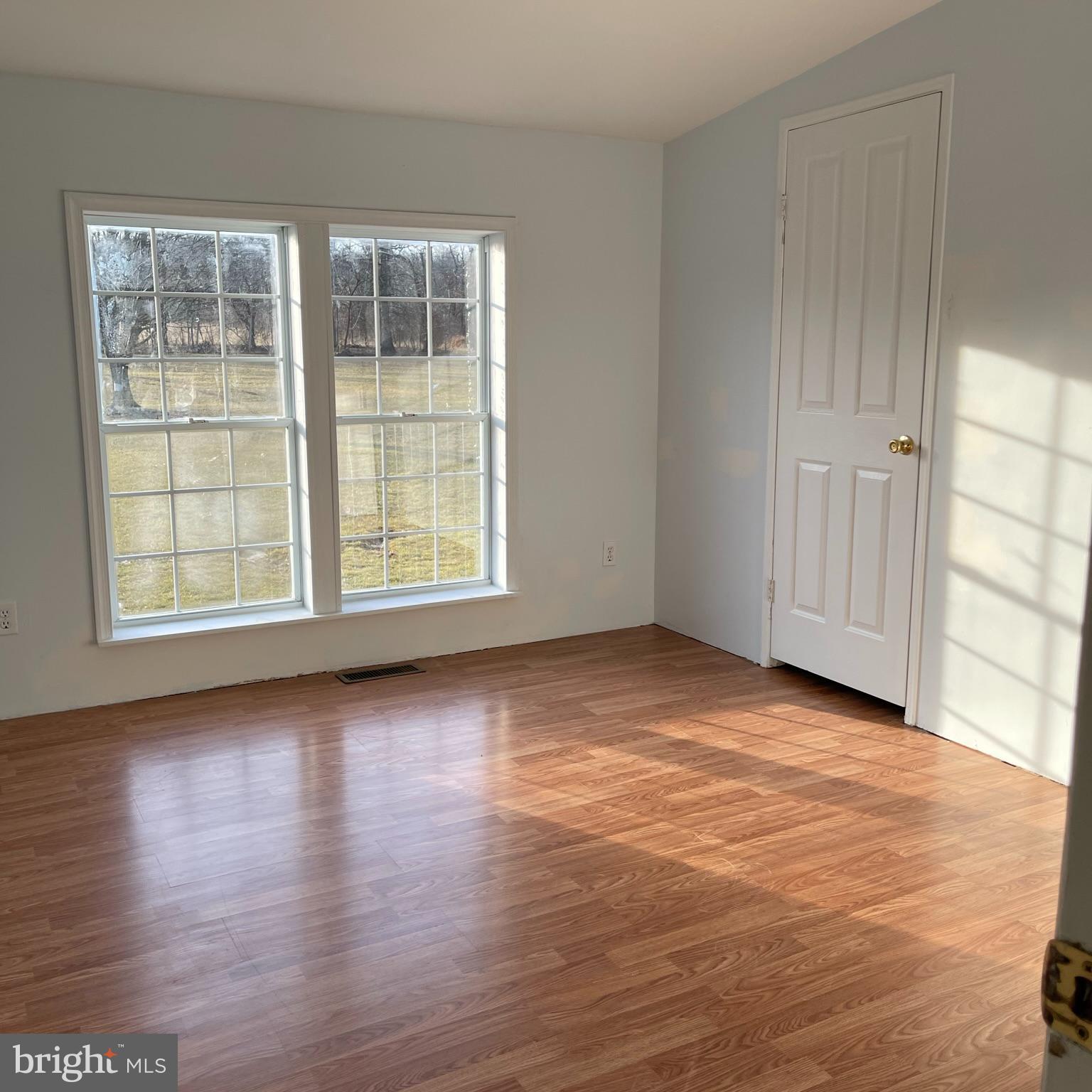 668 California Road Quakertown, PA 18951 - Photo 17 of 29 2nd Bedroom