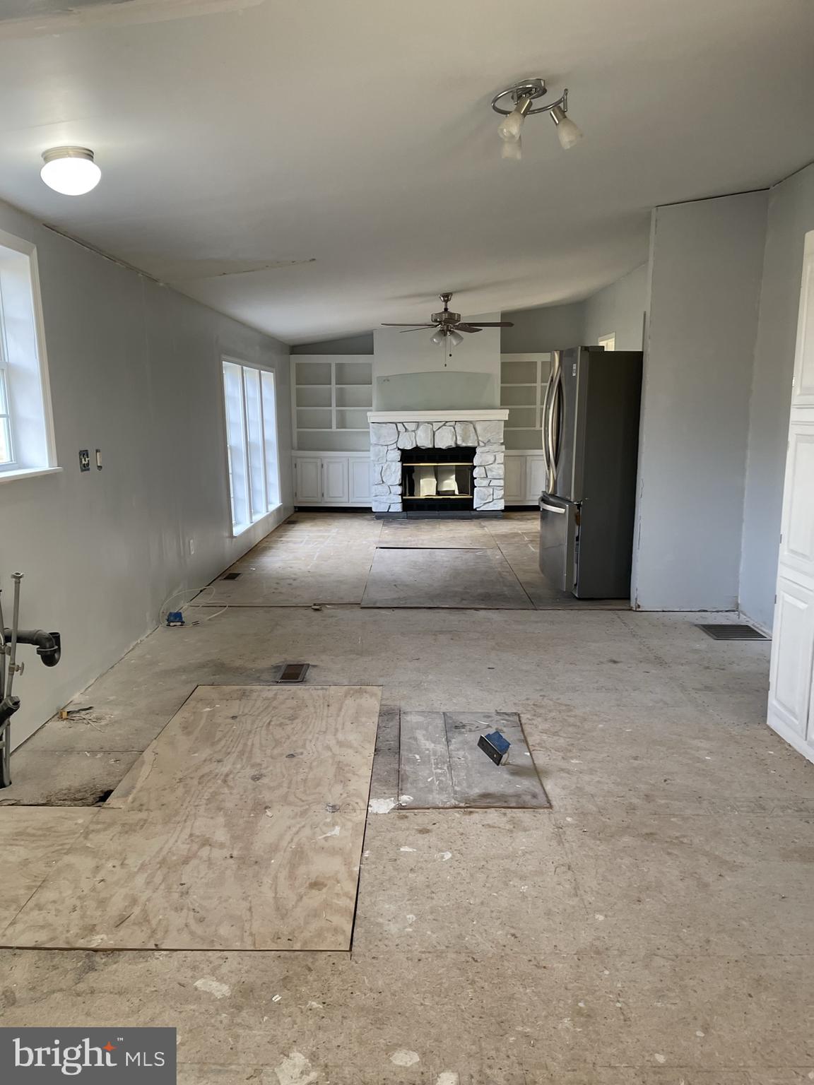 668 California Road Quakertown, PA 18951 - Photo 4 of 29 Looking straight through from the front door