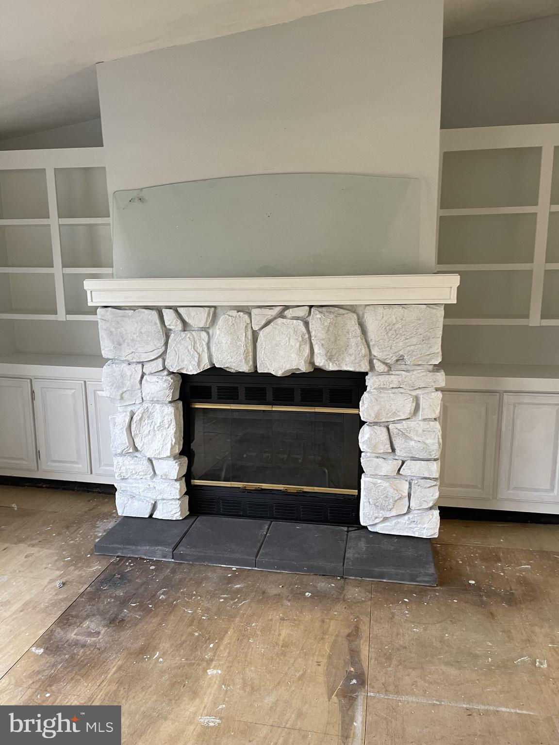 668 California Road Quakertown, PA 18951 - Photo 7 of 29 Family Room