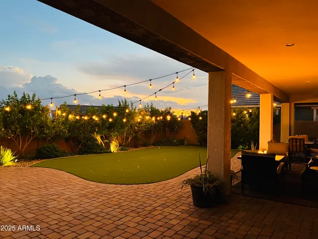 a view of outdoor space