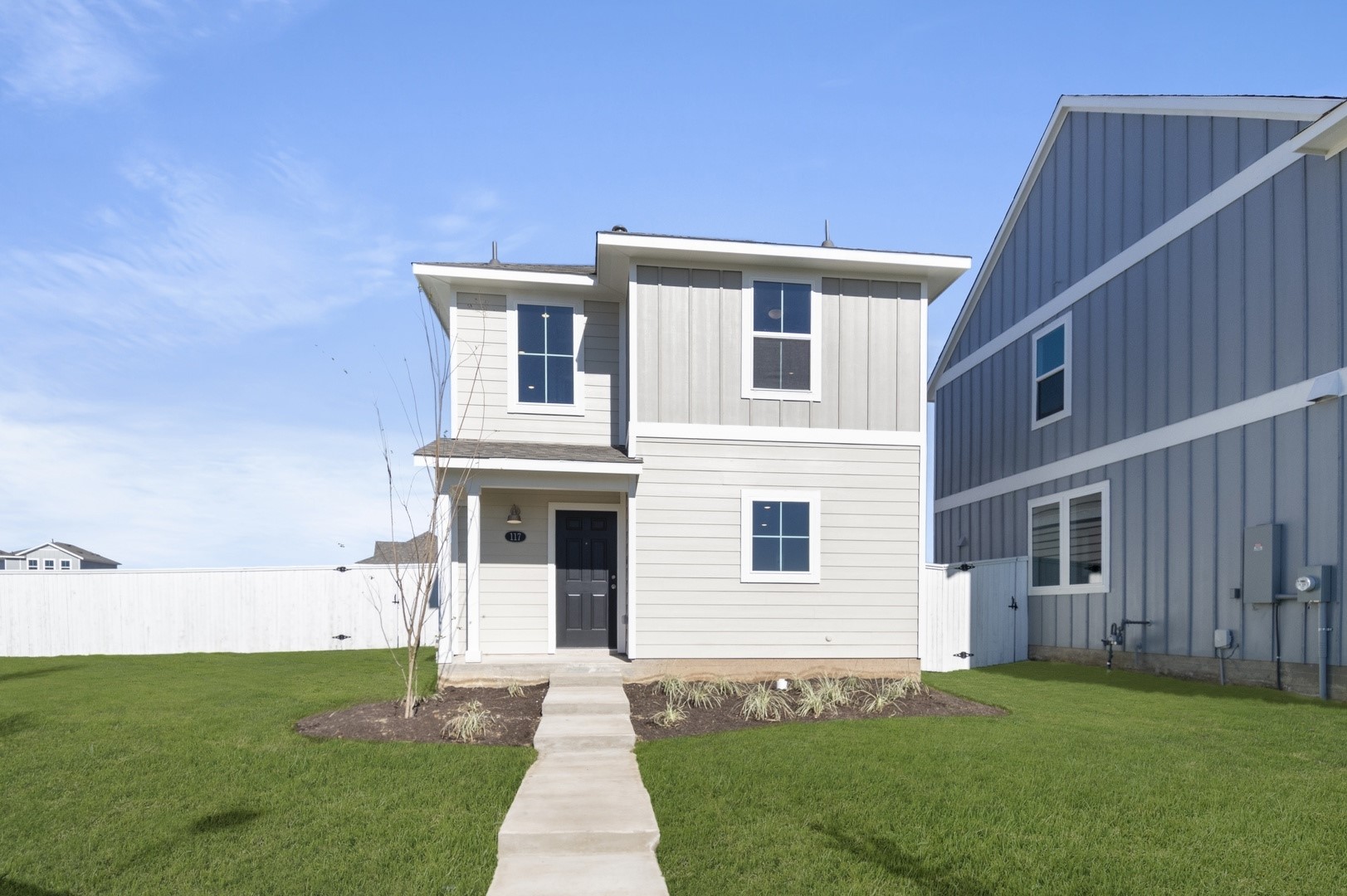 117 Summer Drive Elgin, TX 78621 - Photo 2 of 36