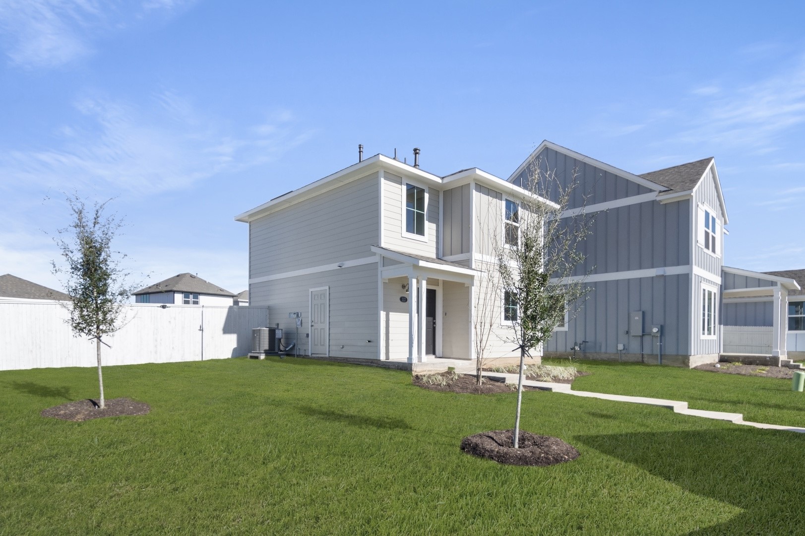 117 Summer Drive Elgin, TX 78621 - Photo 3 of 36