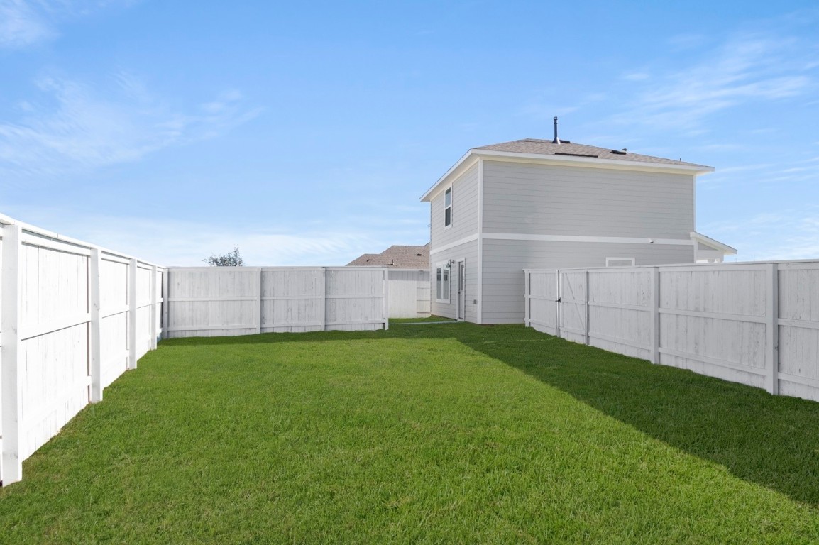 117 Summer Drive Elgin, TX 78621 - Photo 35 of 36