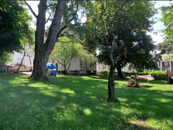 $2,100 | 37 Richelieu Street, Unit 1, Woonsocket, RI 02895