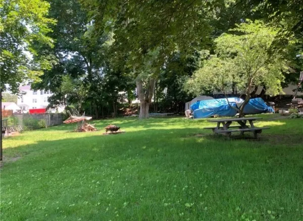 $2,100 | 37 Richelieu Street, Unit 1, Woonsocket, RI 02895