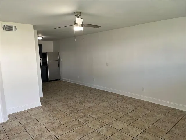 $1,100 | 305 North Hullen Street, Unit A, Metairie, LA 70001