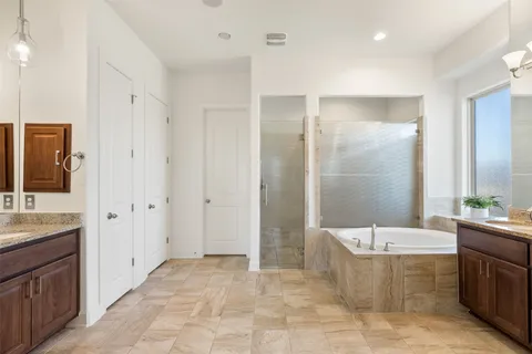 a view of walk in closet