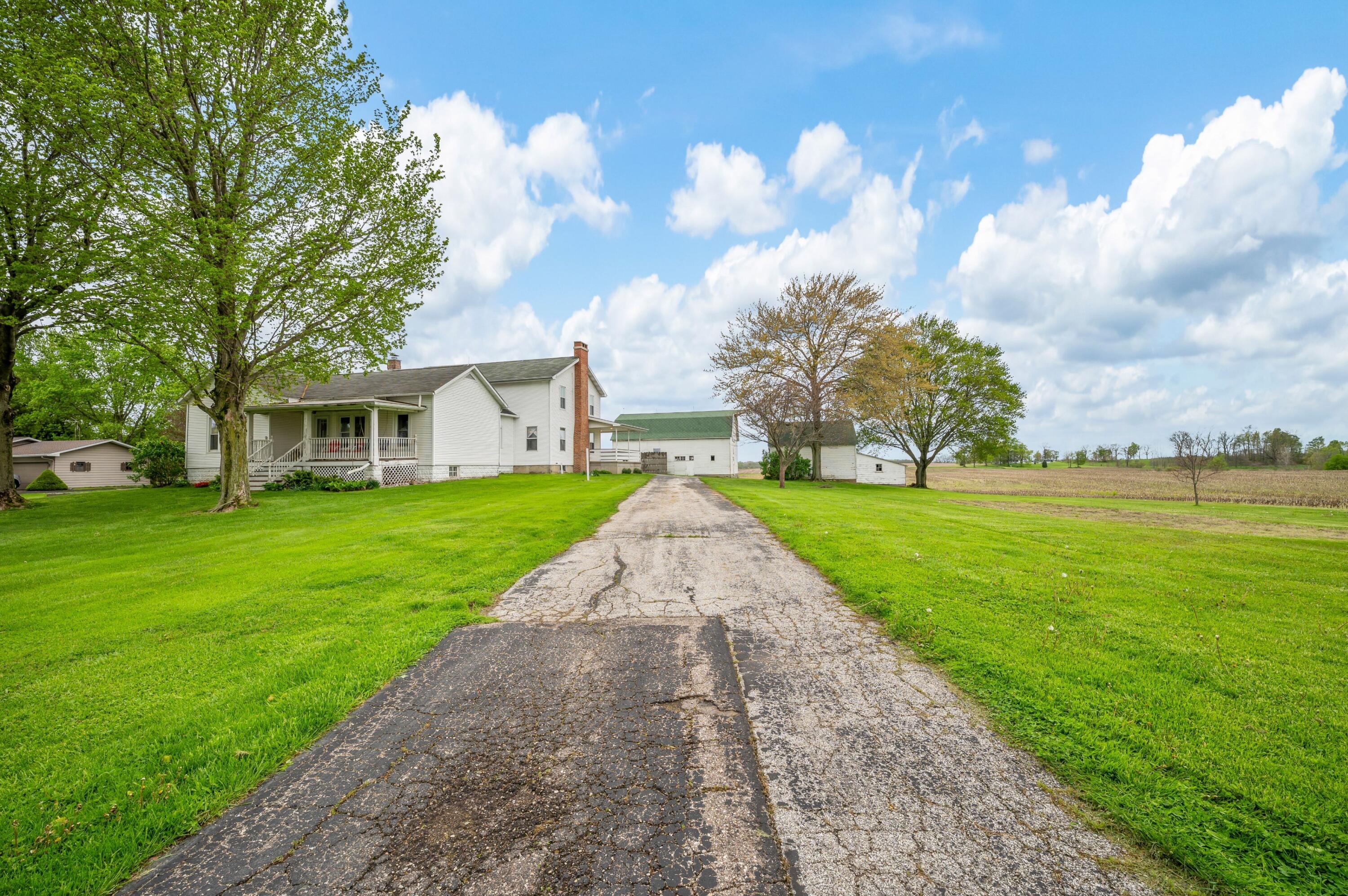 16686 Cleveland Avenue Galien, MI 49113 - Photo 3 of 89 03DSC_0854