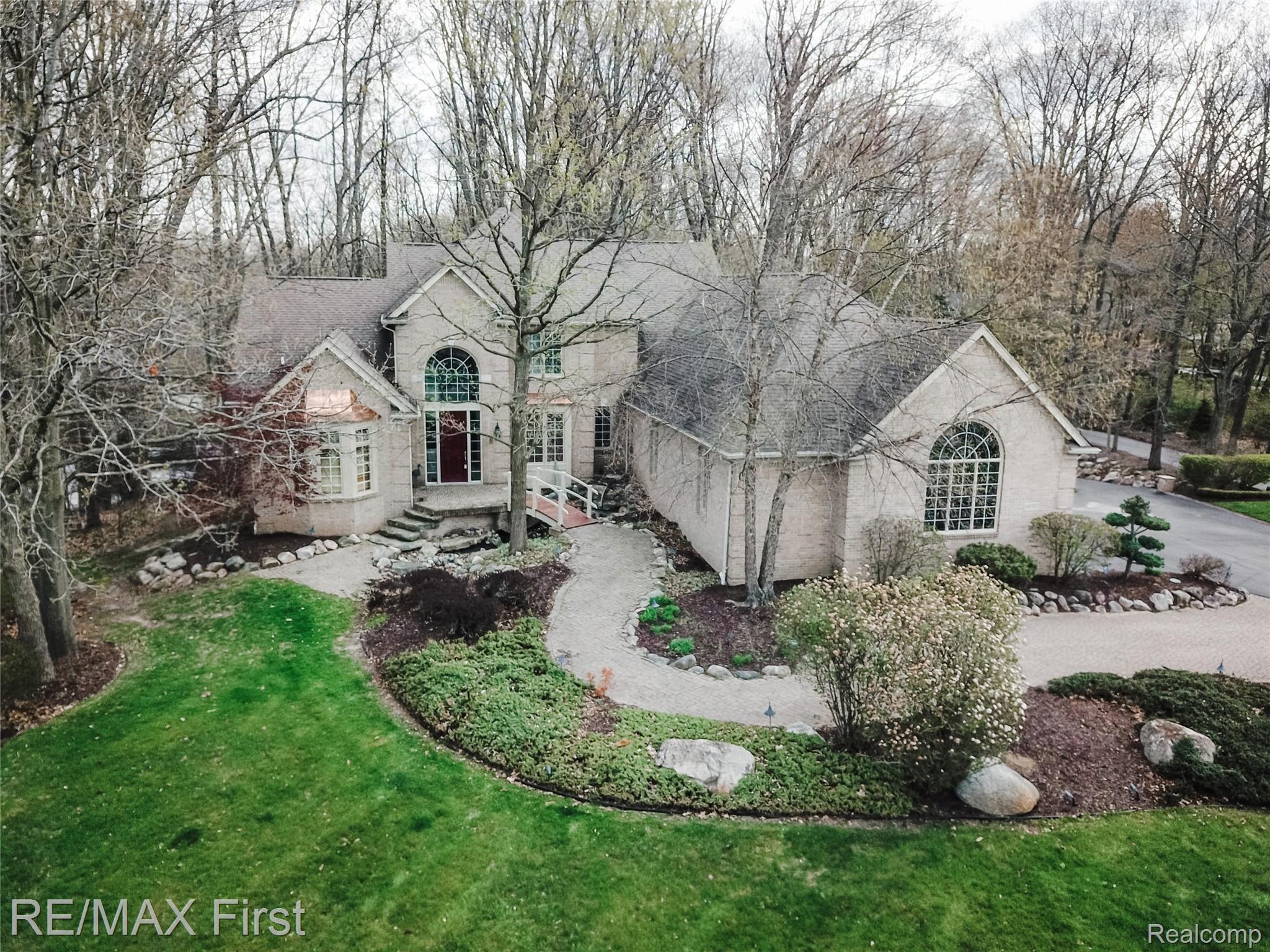60702 Pennington Way Rochester, MI 48306 - Photo 1 of 66 Pennington Way - 1 of 66.jpeg