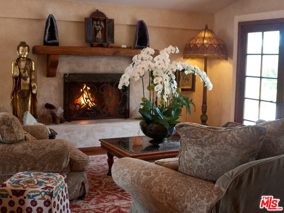 31223 Bailard Road Malibu, CA 90265 - Photo 13 of 38