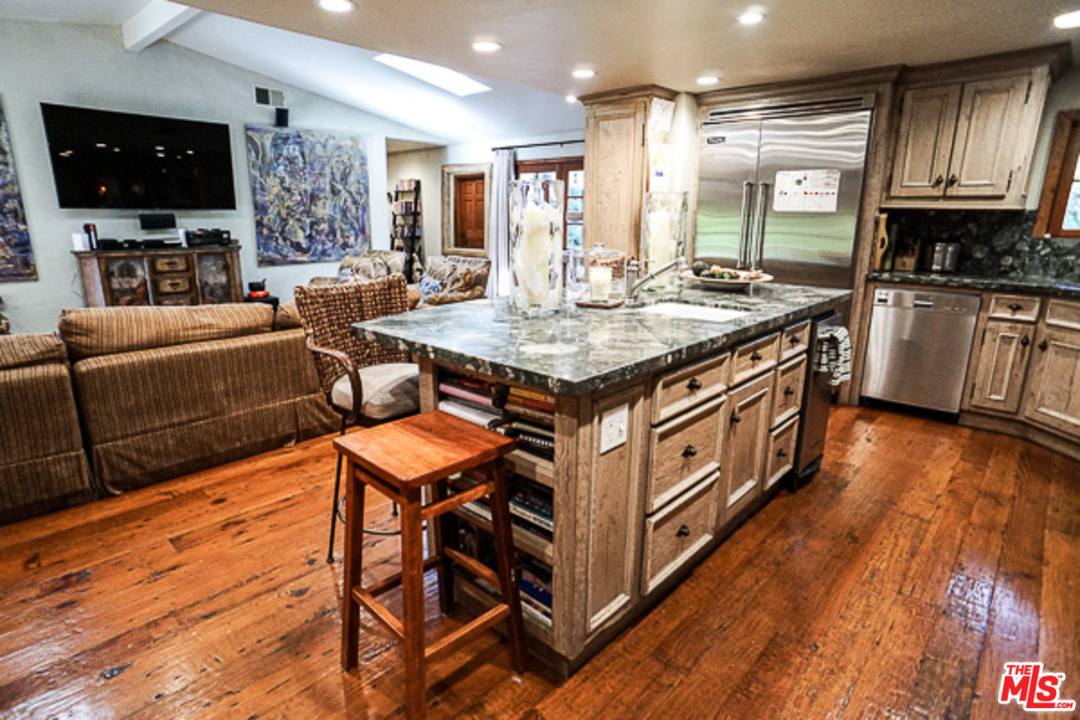 31223 Bailard Road Malibu, CA 90265 - Photo 16 of 38